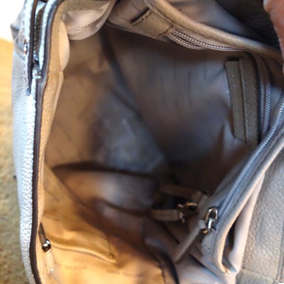 Michael Kors Studded Bristol calfskin backpack Pearl Grey - Picture 10 of 15